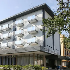 https://hotel-domingo-lido-di-jesolo.hotelinveneto.com