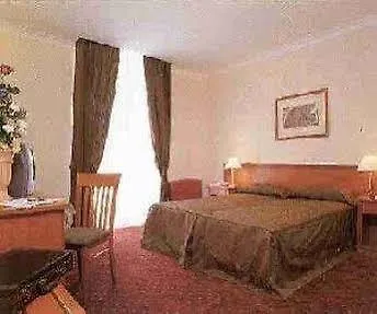 Romoli Hotel